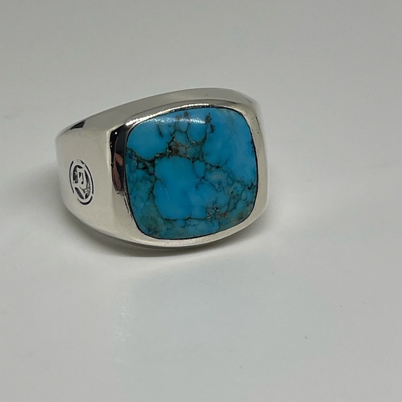 David Yurman Other - David Yurman Streamline Inlay Signet Cushion Ring with Turquoise